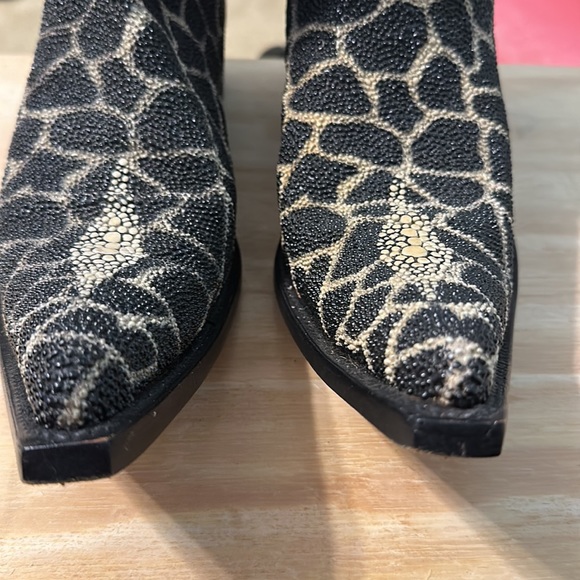 Herencia brand black/ white zebra design on Stingray western boots US 9 1/2 D - Picture 6 of 12